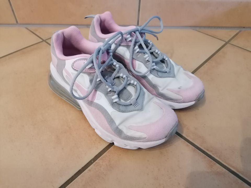 Nike Air Mädchen Turnschuhe Schuhe Sneaker Größe 36 in Dillingen (Donau)