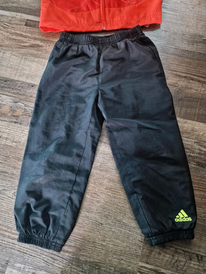 Adidas 98 Jogginganzug Trainingsanzug f50 Jogginghose Jacke in Schönbach