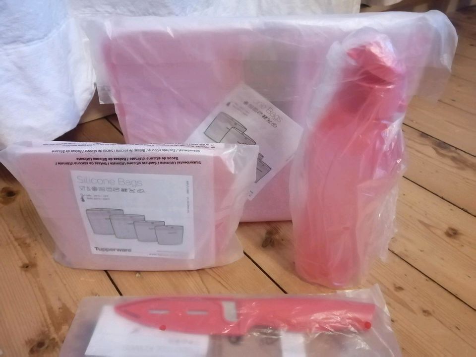 Tupperware * Pink Set * Neu * Silikon Bags Messer Eco Easy 500 ml in Pattensen