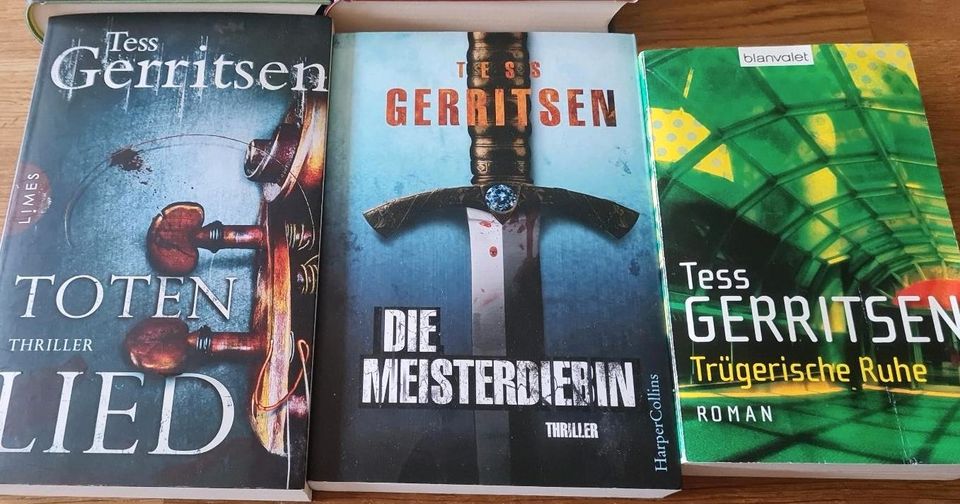 5x Tess Gerritsen Bücher/Tascheenbücher in Seelze