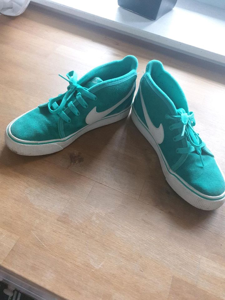 Nike- Schuhe in Flensburg