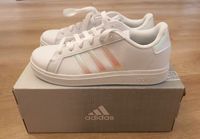 Adidas Damen/ Mädchen Sneaker, NEU+OVP Hessen - Haiger Vorschau