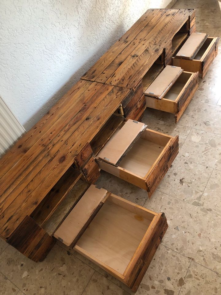 DIY Regal / Sideboard aus Paletten & Weinkisten in Wörth am Rhein