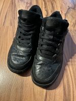 Nike Schuhe / Sneaker Gr. 36,5 US 4,5 UK 4 schwarz Niedersachsen - Achim Vorschau