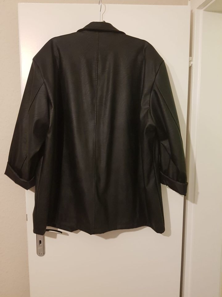 Blazer Jacke schwarz Leder Imitat Übergröße tragb. 48 50 52 54 56 in Düsseldorf