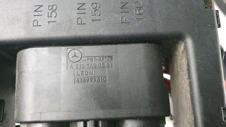 Mercedes W204 A2075400240 Sicherungskasten Stromverteiler #1488 in Bochum