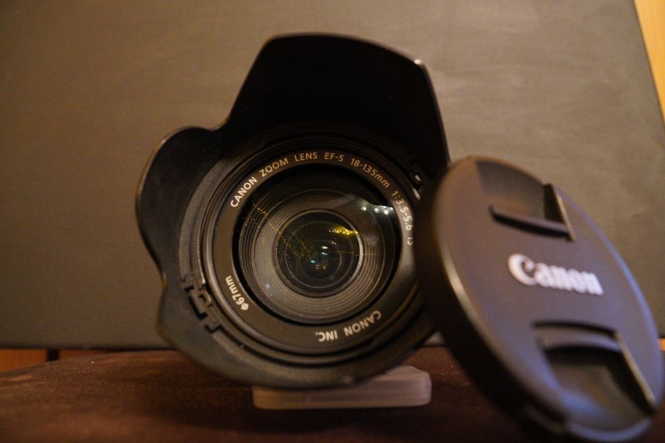 Canon EOS 7D - Starterpaket (2 Objektive, Blitz, Akku, Speicher) in Etzenricht