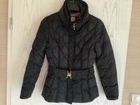 Hugo Boss Daunenjacke Gr.36-warm+schwarz+stylisch+Top-Modell! Rheinland-Pfalz - Rheinböllen Vorschau