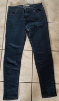 Jeans Gr. W 29 L 32 Skinny   AMISU blau Nordrhein-Westfalen - Oberhausen Vorschau