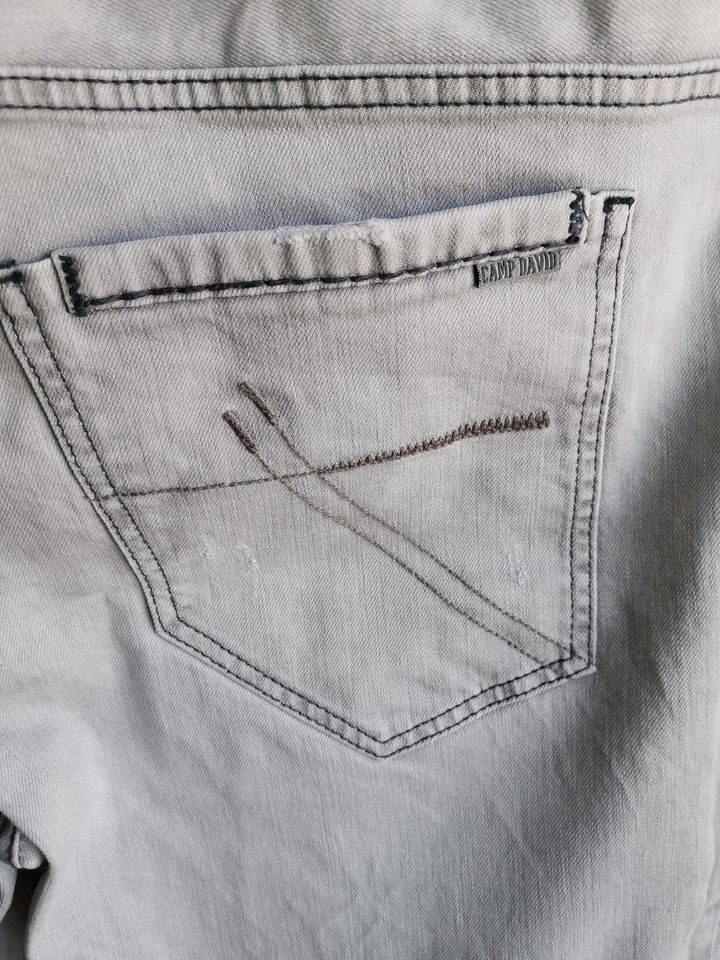 Top Angebot Camp David Jeans Gr. 36 Inch., hellgrau in Hannover