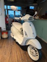 Vespa Sprint 50 NEUFAHRZEUG 2023 WHITE EDITION Bayern - Landshut Vorschau