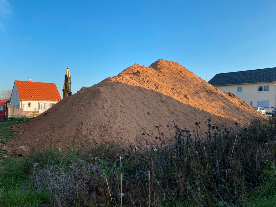 Erde / Erdaushub / Auffüllmaterial in Gommersheim