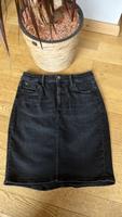 H&M Jeansrock Midi skirt denim dunkelgrau in Gr. S (wie NEU) Berlin - Pankow Vorschau