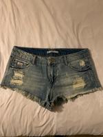 Pull&Bear Jeans Hotpants Shorts Hose used look Hessen - Korbach Vorschau