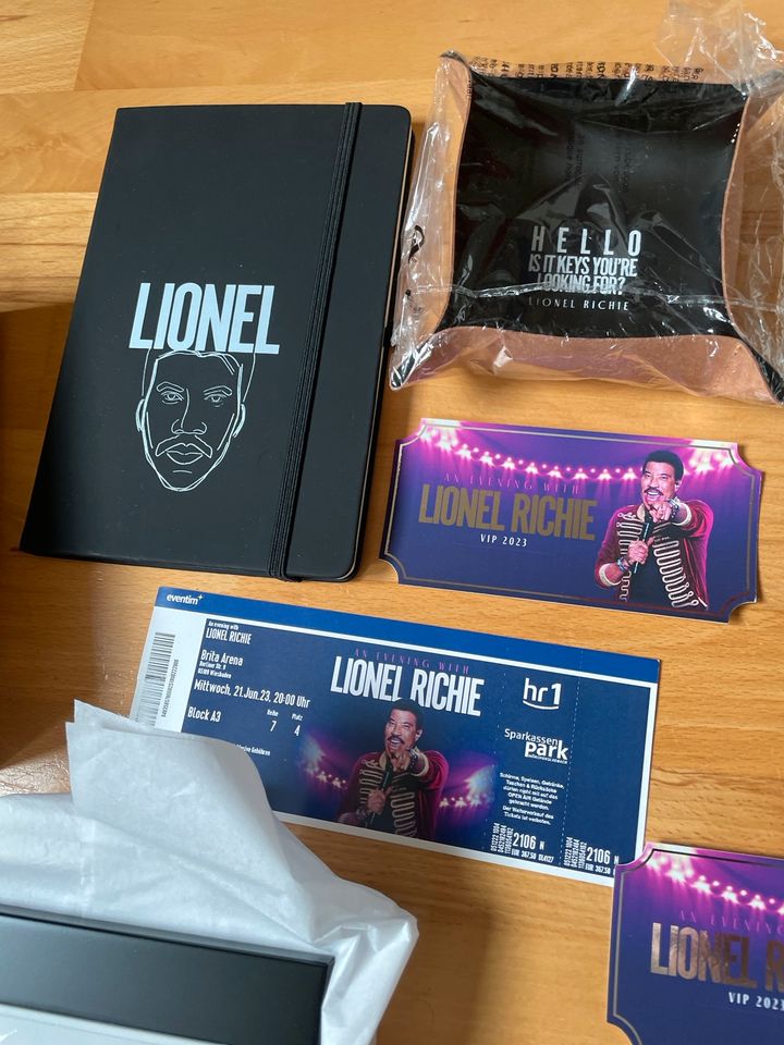 Lionel Richie Merchandise 21.06.23 Ticket Souvenirs in Waldalgesheim