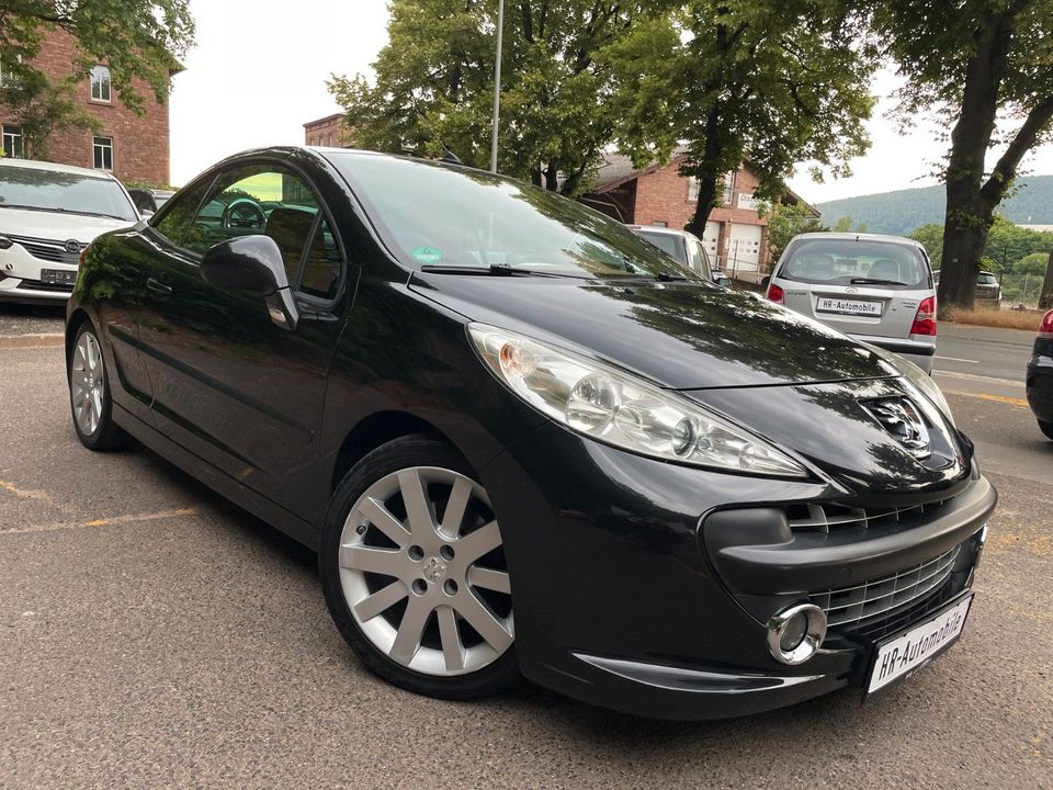 Peugeot 207 CC 1.6 T Platinum *Klimaaut.*Leder*SHZ*PDC* in Miltenberg