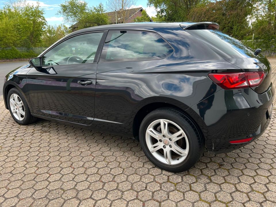 Seat Leon SC 1.6 TDI /NAVI/XENON/LED/TEMPOMAT/PDC/ in Nörvenich