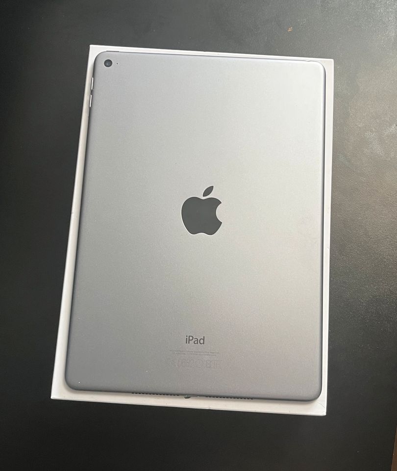 iPad Air 2 64GB Space Gray in Wacken