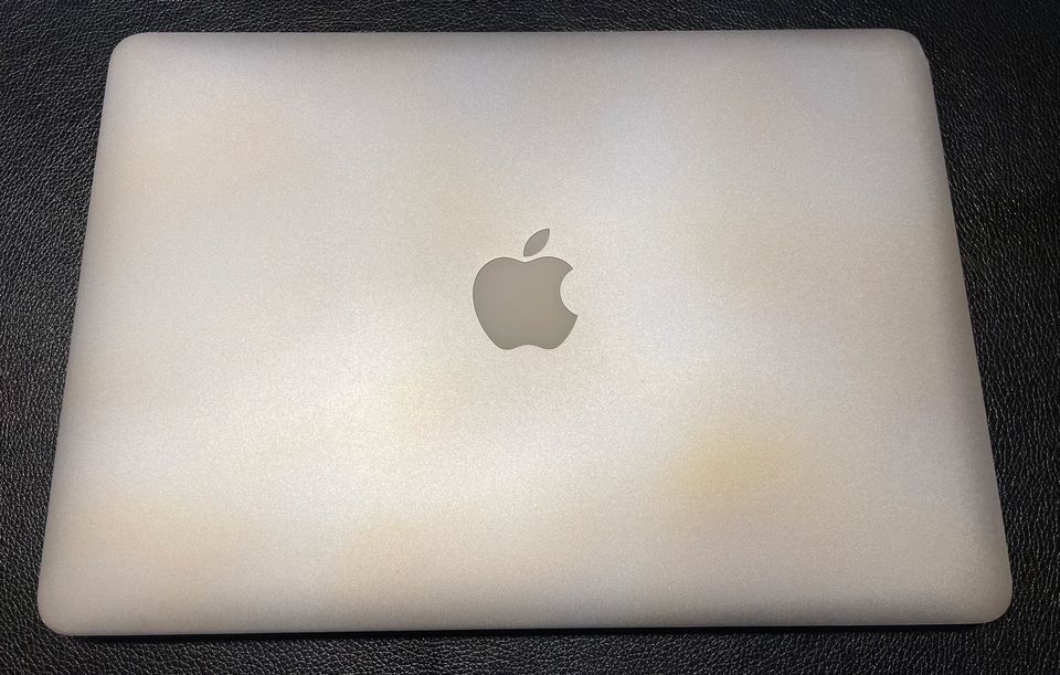 MacBook Air 2014 (13 Zoll, 256 GB SSD, 4 GB RAM) in Fellbach