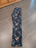Gant kate Hose Sommerhose Stoffhose geblümt 28 32 neu Thüringen - Eisenach Vorschau