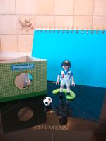 Playmobil Figur/ Fußball ⚽️/ blau/ Kicker/ EM Nordrhein-Westfalen - Oelde Vorschau