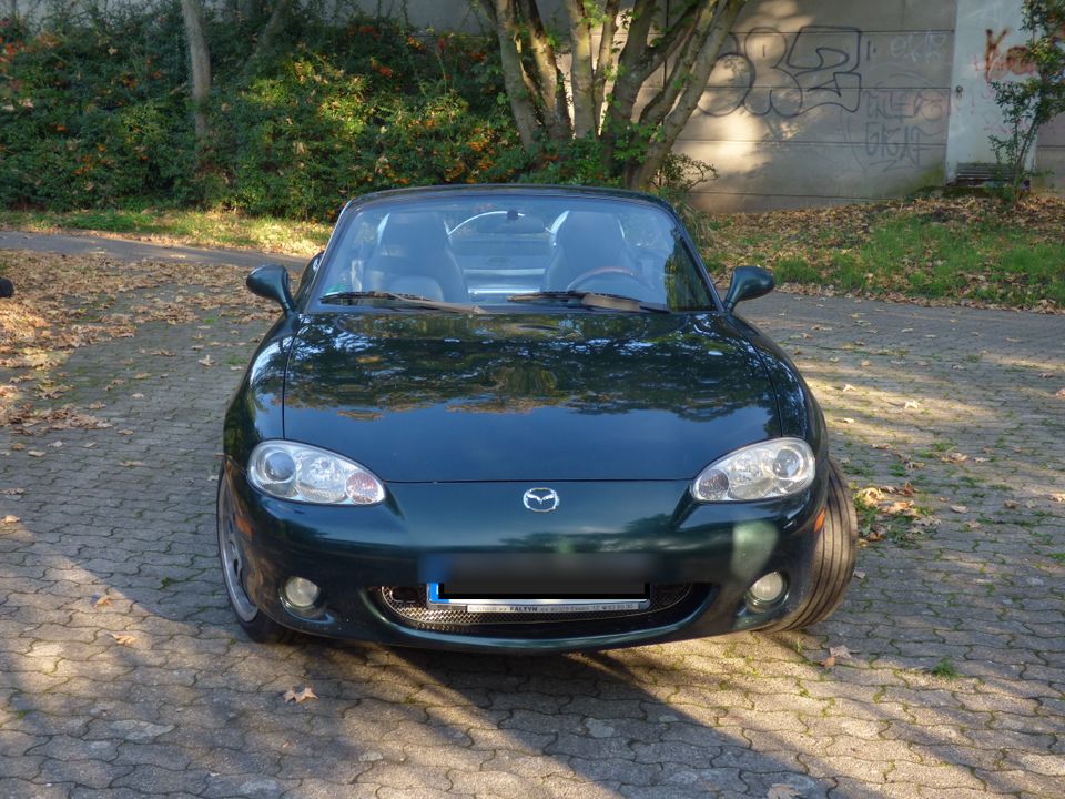 Mazda MX5 NB FL 1,8L, 146PS, Nardi – Paket, Rostfrei, Cabrio, in Neuss