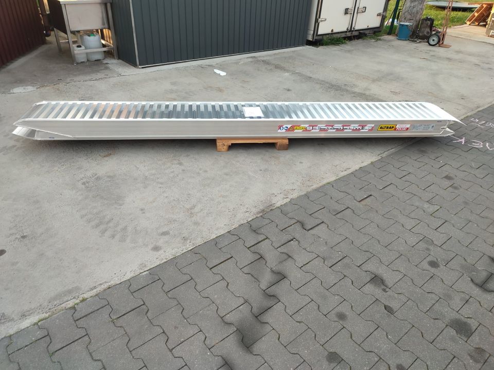 Alu Auffahrrampen Rampen Model H7 2,5m lang 1,4 T in Hamburg