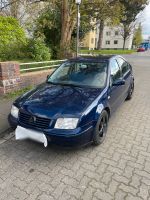 VW BORA 1,6 SR 16V Nordrhein-Westfalen - Lemgo Vorschau