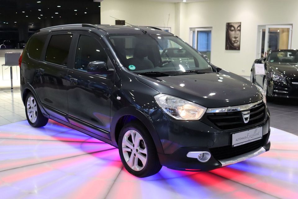 Dacia Lodgy Prestige*LEDER*NAVI*SHZ*TEMPOMAT*ALU*PDC* in Troisdorf