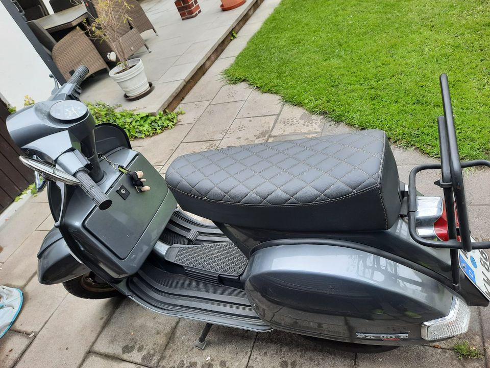 Piaggio Vespa in Prien