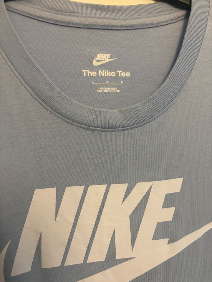 Nike Tshirt in Köln