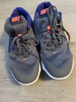 Sneaker Nike gr.42 (27 cm) Nordrhein-Westfalen - Solingen Vorschau