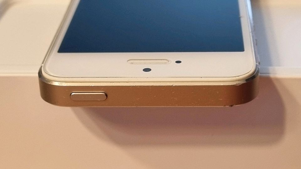 iPhone 5s, Gold, 16GB, DEFEKT, mit OVP in Sindelfingen