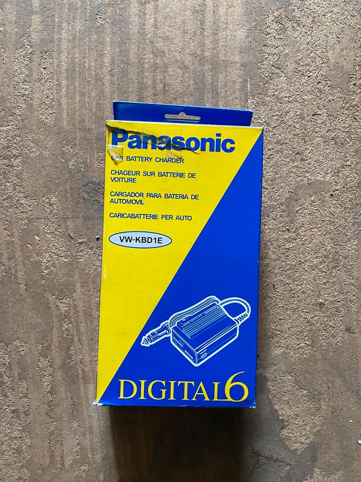 Auto Oldtimer Batterie Charger Ladegerät Panasonic Digital 6 NOS in Wendlingen am Neckar