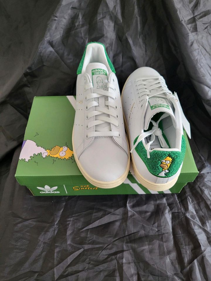 Adidas Stan Smith Homer Simpson Gr.42 in Liederbach