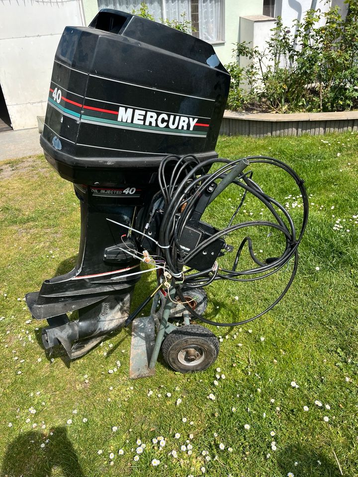 Mercury Bootsmotor 40 PS 4 Zylinder in Erkner