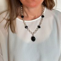 PEARLS FOR GIRLS Halskette kurz silberfarben schwarze Glassteine Niedersachsen - Bückeburg Vorschau