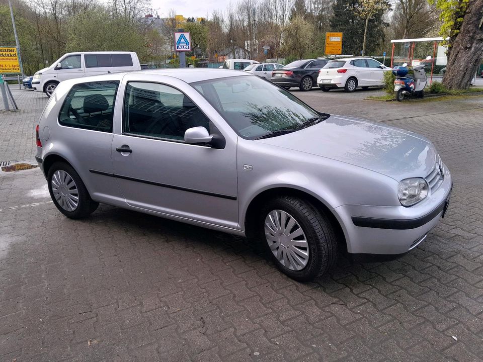 VW Golf 1,4    1 Hand in Dortmund