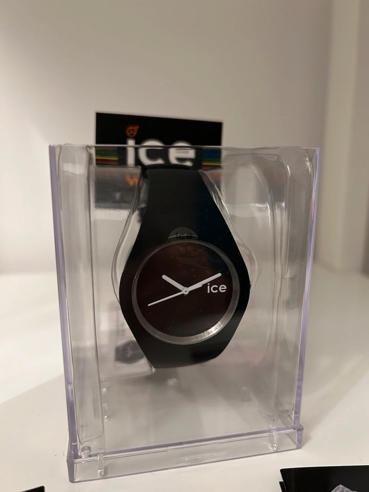 ICE Watch neu ungetragen mit neuer Batterie in Hamburg