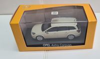 Auto Modellauto Opel Astra Caravan Paul's Model Art Sammlerstück Bayern - Schwabach Vorschau