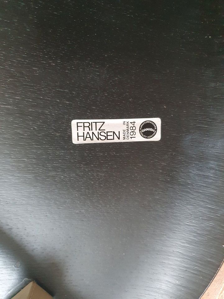 Arne Jacobsen 3107 Schwarz Chrom // Fritz Hansen Stuhl in Braunschweig