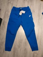 Nike Tech Fleece Jogginghose L NEU Berlin - Neukölln Vorschau