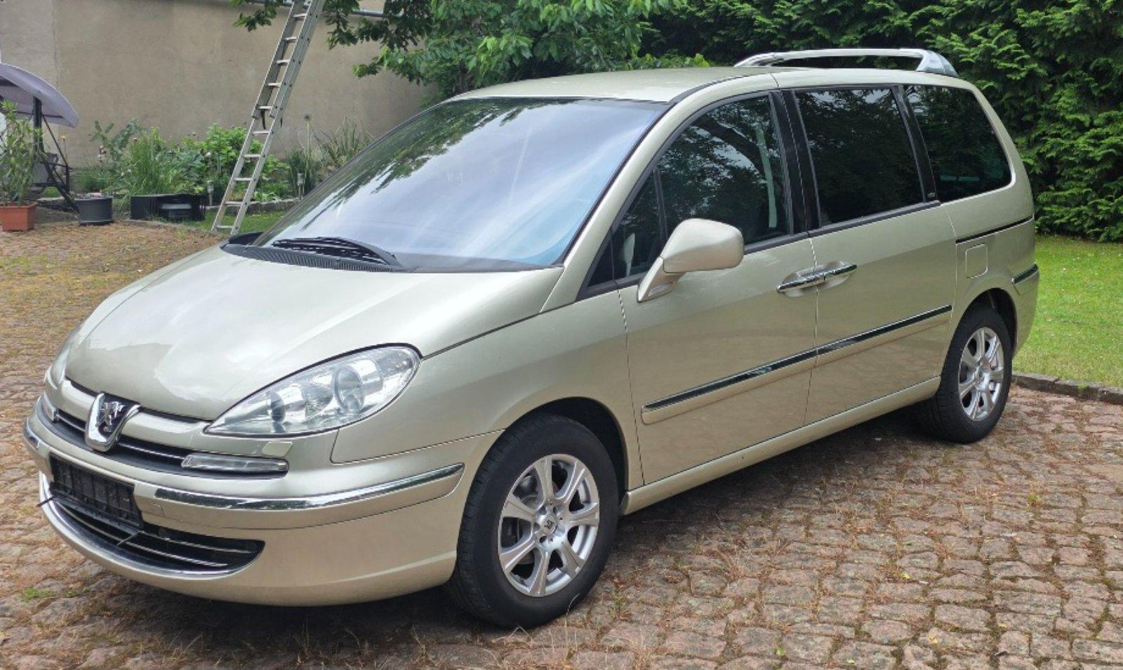 Abbildung des Autos Peugeot 807, 2.0HDi Dies…