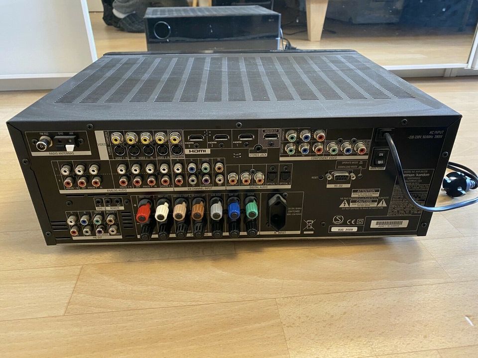 Harman Kardon AVR 255 + 5.1 System HKTS 7 in Karlsruhe