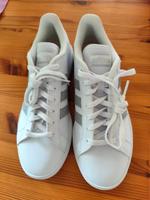 Adidas Schuhe Gr. 9 1/2 Nordrhein-Westfalen - Wipperfürth Vorschau