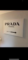 Leinwand Prada Marfa Düsseldorf - Friedrichstadt Vorschau