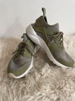 Nike Air Huarache, Sneaker, Turnschuhe Saarland - St. Wendel Vorschau