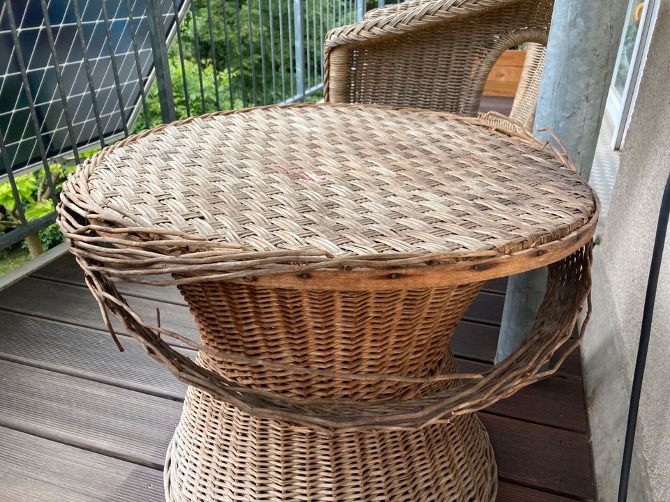 Rattan Tisch und Stühle für Garten oder Balkon Ratan Korb in Köln