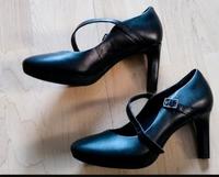 Sehr elegante Leder Pumps Gr. 40 von Clarks mit Fussbett. Bayern - Kempten Vorschau