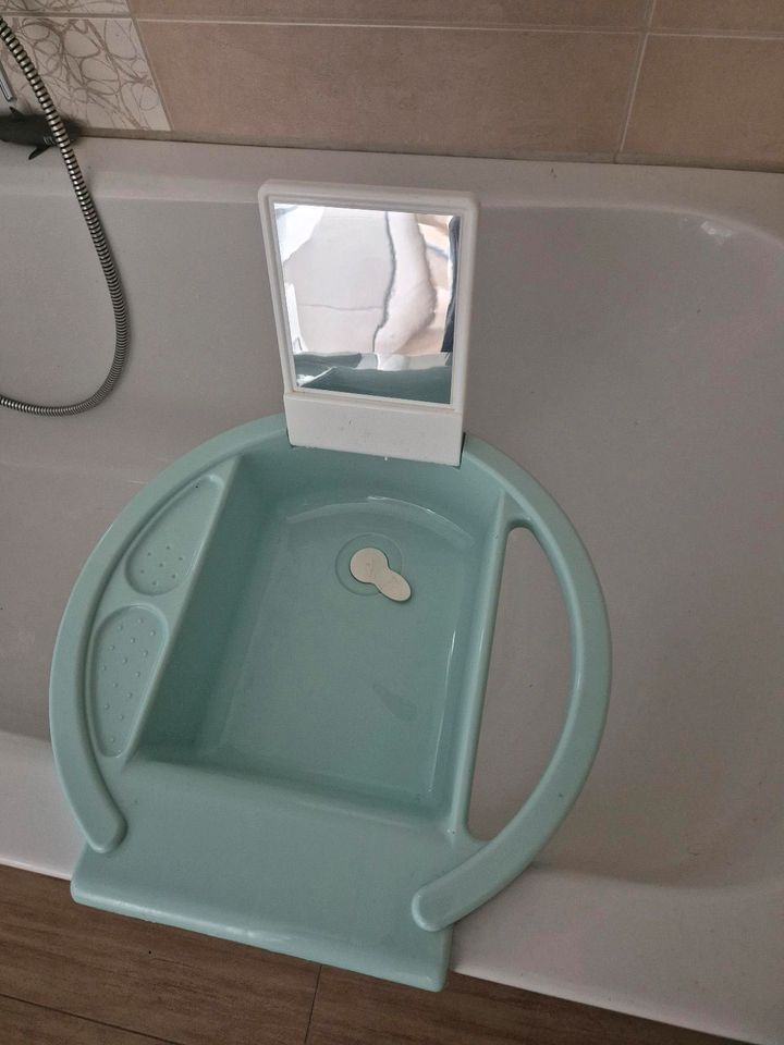 Kinderwaschbecken Badewannen-Aufsatz in Burgstädt